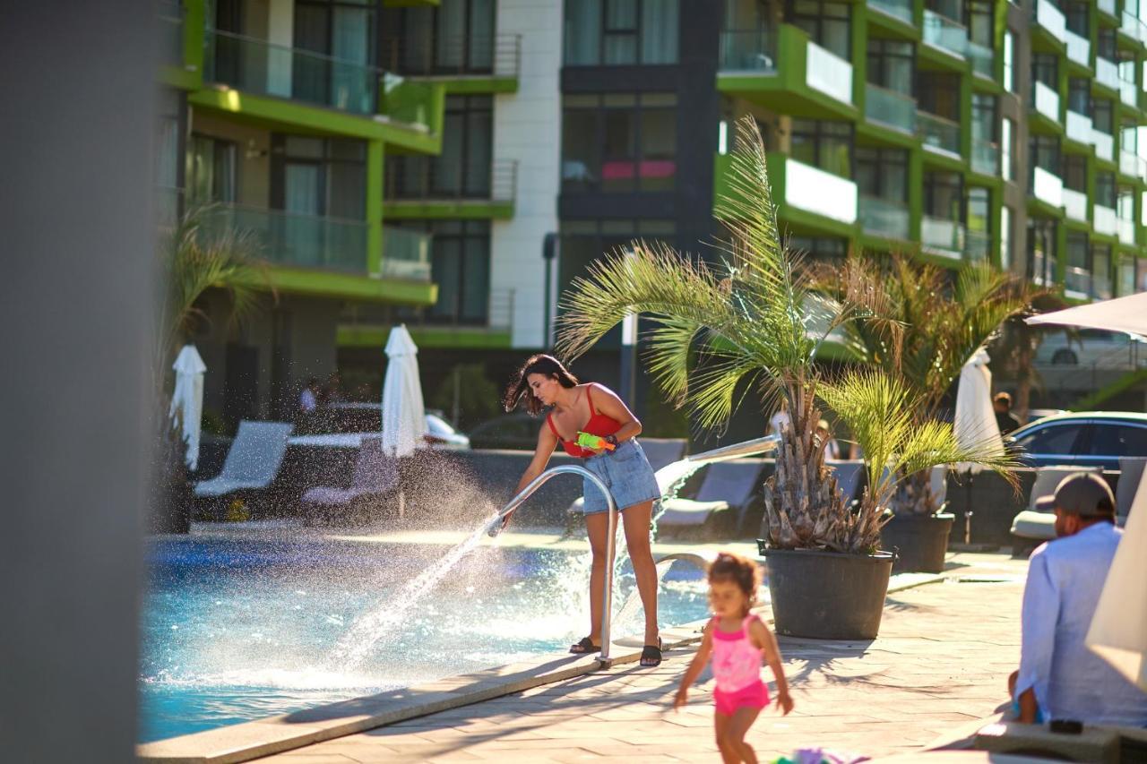 Coral Aparthotel Pool & Spa Mamaia Nord Năvodari Eksteriør billede